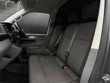 Volkswagen Transporter 2.0 TDI T30 Highline Panel Van 5dr Diesel DSG FWD LWB Euro 6 (s/s) (150 ps) - U1952