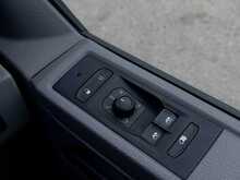 Volkswagen Transporter 2.0 TDI T30 Highline Panel Van 5dr Diesel DSG FWD LWB Euro 6 (s/s) (150 ps) - U1953