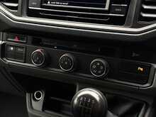 Volkswagen Crafter 2.0 TDI CR35 Trendline Panel Van 5dr Diesel Manual FWD MWB Euro 6 (s/s) (140 ps) - U1954