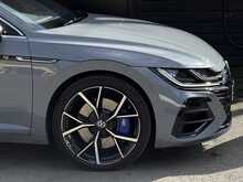 Volkswagen Arteon 2.0 TSI R Shooting Brake 5dr Petrol DSG 4Motion Euro 6 (s/s) (320 ps) - U1956