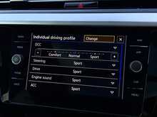 Volkswagen Arteon 2.0 TSI R Shooting Brake 5dr Petrol DSG 4Motion Euro 6 (s/s) (320 ps) - U1956