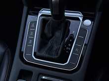 Volkswagen Arteon 2.0 TSI R Shooting Brake 5dr Petrol DSG 4Motion Euro 6 (s/s) (320 ps) - U1956