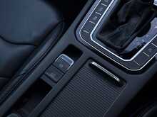 Volkswagen Arteon 2.0 TSI R Shooting Brake 5dr Petrol DSG 4Motion Euro 6 (s/s) (320 ps) - U1956