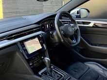 Volkswagen Arteon 2.0 TSI R Shooting Brake 5dr Petrol DSG 4Motion Euro 6 (s/s) (320 ps) - U1956