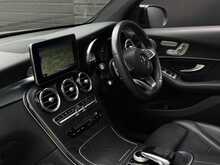 Mercedes-Benz GLC 2.0 GLC250 AMG Night Edition (Premium Plus) SUV 5dr Petrol G-Tronic+ 4MATIC Euro 6 (s/s) (211 ps) - U1962