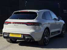 Porsche Macan 2.0T T SUV 5dr Petrol PDK 4WD Euro 6 (s/s) (265 ps) - U1963