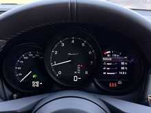 Porsche Macan 2.0T T SUV 5dr Petrol PDK 4WD Euro 6 (s/s) (265 ps) - U1963