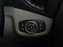 Ford Transit Connect 1.5 240 EcoBlue Limited Panel Van 5dr Diesel Manual L1 Euro 6 (s/s) (100 ps) - U1969