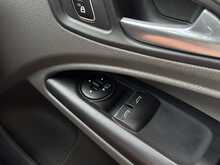 Ford Transit Connect 1.5 240 EcoBlue Limited Panel Van 5dr Diesel Manual L1 Euro 6 (s/s) (100 ps) - U1969