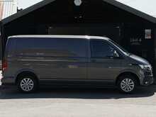 Volkswagen Transporter 2.0 TDI T30 Highline Panel Van 5dr Diesel DSG FWD LWB Euro 6 (s/s) (150 ps) - U1972