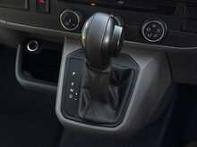 Volkswagen Transporter 2.0 TDI T30 Highline Panel Van 5dr Diesel DSG FWD LWB Euro 6 (s/s) (150 ps) - U1972