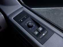 Volkswagen Transporter 2.0 TDI T30 Highline Panel Van 5dr Diesel DSG FWD LWB Euro 6 (s/s) (150 ps) - U1972