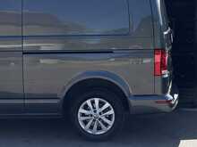 Volkswagen Transporter 2.0 TDI T30 Highline Panel Van 5dr Diesel DSG FWD LWB Euro 6 (s/s) (150 ps) - U1972