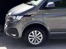Volkswagen Transporter 2.0 TDI T30 Highline Panel Van 5dr Diesel DSG FWD LWB Euro 6 (s/s) (150 ps) - U1972