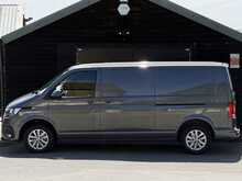 Volkswagen Transporter 2.0 TDI T30 Highline Panel Van 5dr Diesel DSG FWD LWB Euro 6 (s/s) (150 ps) - U1972