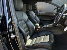 Porsche Macan 2.9T V6 GTS SUV 5dr Petrol PDK 4WD Euro 6 (s/s) (440 ps) - U1976