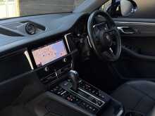 Porsche Macan 2.9T V6 GTS SUV 5dr Petrol PDK 4WD Euro 6 (s/s) (440 ps) - U1976