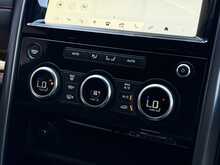 Land Rover Discovery 3.0 SD V6 HSE Luxury SUV 5dr Diesel Auto 4WD Euro 6 (s/s) (306 ps) - U1978