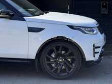 Land Rover Discovery 3.0 SD V6 HSE Luxury SUV 5dr Diesel Auto 4WD Euro 6 (s/s) (306 ps) - U1978
