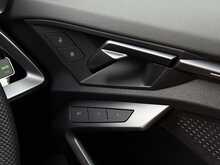 Audi RS3 2.5 TFSI Carbon Vorsprung Saloon 4dr Petrol S Tronic quattro Euro 6 (s/s) (400 ps) - U1982