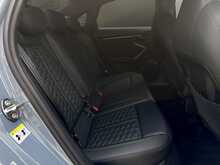Audi RS3 2.5 TFSI Carbon Vorsprung Saloon 4dr Petrol S Tronic quattro Euro 6 (s/s) (400 ps) - U1982