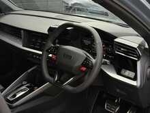 Audi RS3 2.5 TFSI Carbon Vorsprung Saloon 4dr Petrol S Tronic quattro Euro 6 (s/s) (400 ps) - U1982
