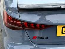 Audi RS3 2.5 TFSI Carbon Vorsprung Saloon 4dr Petrol S Tronic quattro Euro 6 (s/s) (400 ps) - U1982