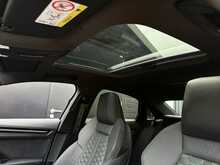 Audi RS3 2.5 TFSI Carbon Vorsprung Saloon 4dr Petrol S Tronic quattro Euro 6 (s/s) (400 ps) - U1982