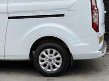 Ford Transit Custom 2.0 300 EcoBlue Limited Panel Van 5dr Diesel Auto L2 H1 Euro 6 (130 ps) - U1985