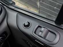 Ford Transit Custom 2.0 300 EcoBlue Limited Panel Van 5dr Diesel Auto L2 H1 Euro 6 (130 ps) - U1985