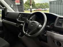 Volkswagen Crafter 2.0 TDI CR35 Startline Panel Van 5dr Diesel Automatic FWD MWB High Roof Euro 6 (s/s) (140 ps) - U1988