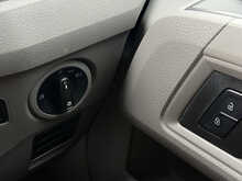 Volkswagen Crafter 2.0 TDI CR35 Startline Panel Van 5dr Diesel Automatic FWD MWB High Roof Euro 6 (s/s) (140 ps) - U1988