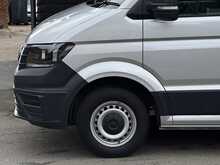 Volkswagen Crafter 2.0 TDI CR35 Startline Panel Van 5dr Diesel Automatic FWD MWB High Roof Euro 6 (s/s) (140 ps) - U1988