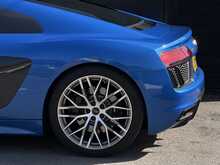 Audi R8 5.2 FSI V10 Coupe 2dr Petrol S Tronic quattro Euro 6 (s/s) (540 ps) - U1992
