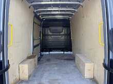 Volkswagen Crafter 2.0 TDI CR35 Trendline Panel Van 5dr Diesel Automatic FWD MWB Euro 6 (s/s) (140 ps) - U1994