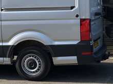 Volkswagen Crafter 2.0 TDI CR35 Trendline Panel Van 5dr Diesel Automatic FWD MWB Euro 6 (s/s) (140 ps) - U1994