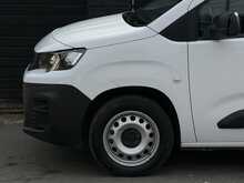 Peugeot Partner 1.5 BlueHDi 1000 Professional Premium + Standard Panel Van 5dr Diesel Manual SWB Euro 6 (s/s) (100 - U1996