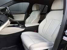 BMW 5 Series 3.0 530d MHT M Sport Touring 5dr Diesel Hybrid Steptronic xDrive Euro 6 (s/s) (286 ps) - U2002