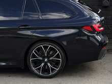 BMW 5 Series 3.0 530d MHT M Sport Touring 5dr Diesel Hybrid Steptronic xDrive Euro 6 (s/s) (286 ps) - U2002