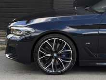 BMW 5 Series 3.0 530d MHT M Sport Touring 5dr Diesel Hybrid Steptronic xDrive Euro 6 (s/s) (286 ps) - U2002