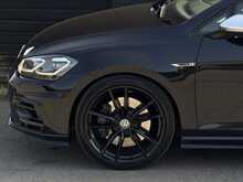 Volkswagen Golf 2.0 TSI R Hatchback 5dr Petrol DSG 4Motion Euro 6 (s/s) (300 ps) - U2006