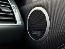 Land Rover Discovery 3.0 D300 MHEV Dynamic HSE SUV 5dr Diesel Auto 4WD Euro 6 (s/s) (300 ps) - U2007