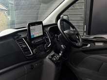 Ford Transit Custom 2.0 300 EcoBlue Limited Crew Van Double Cab 5dr Diesel Manual L2 H1 Euro 6 (s/s) (5 Seat) (170 ps) - U2022