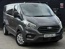 Ford Transit Custom 2.0 300 EcoBlue Limited Crew Van Double Cab 5dr Diesel Manual L2 H1 Euro 6 (s/s) (5 Seat) (170 ps) - U2022