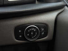 Ford Transit Custom 2.0 300 EcoBlue Limited Panel Van 5dr Diesel Manual L1 H1 Euro 6 (s/s) (130 ps) - U2029
