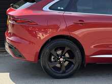 Jaguar F-PACE 2.0 D200 MHEV R-Dynamic S SUV 5dr Diesel Auto AWD Euro 6 (s/s) (204 ps) - U2032