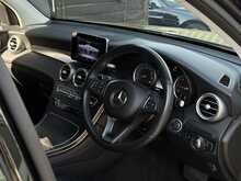 Mercedes-Benz GLC 2.1 GLC220d Sport SUV 5dr Diesel G-Tronic 4MATIC Euro 6 (s/s) (170 ps) - U2033