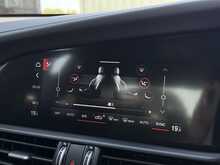 Alfa Romeo Giulia 2.9 V6 Bi-Turbo Quadrifoglio Saloon 4dr Petrol GPF Auto Euro 6 (s/s) (510 ps) - U2037