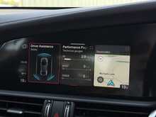 Alfa Romeo Giulia 2.9 V6 Bi-Turbo Quadrifoglio Saloon 4dr Petrol GPF Auto Euro 6 (s/s) (510 ps) - U2037