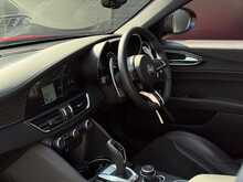 Alfa Romeo Giulia 2.9 V6 Bi-Turbo Quadrifoglio Saloon 4dr Petrol GPF Auto Euro 6 (s/s) (510 ps) - U2037